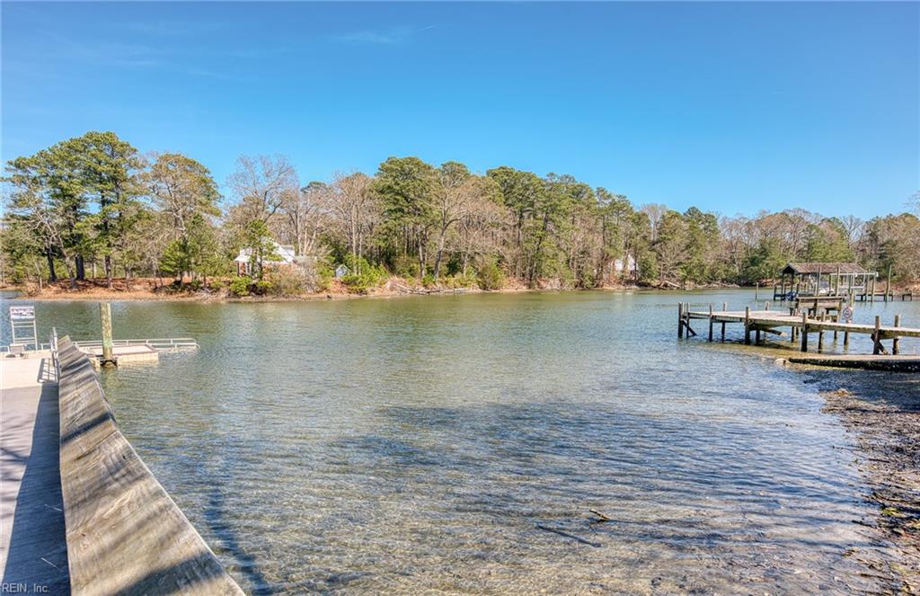 111 Melody Lane Yorktown VA 23692