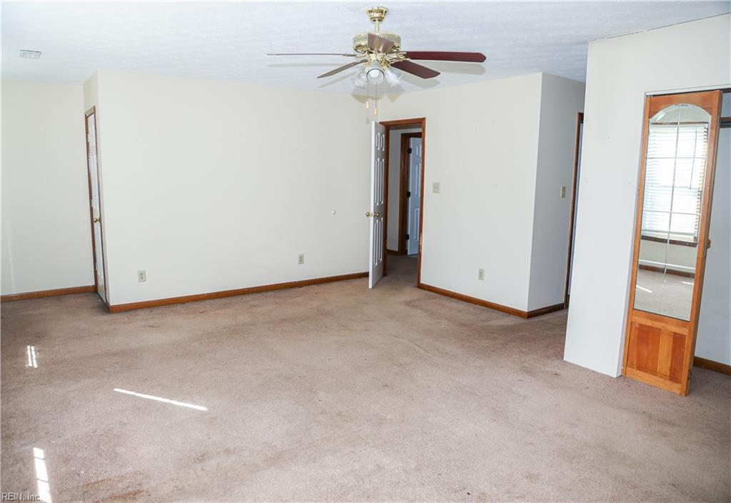 113 King Forest Lane Newport News VA 23608