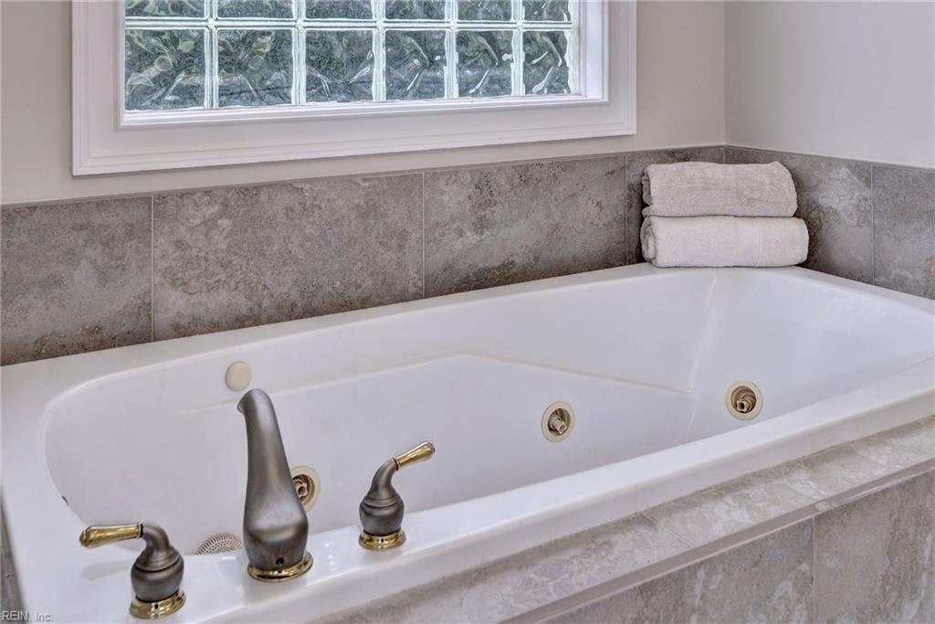 4151 Longview Landing Williamsburg VA 23188