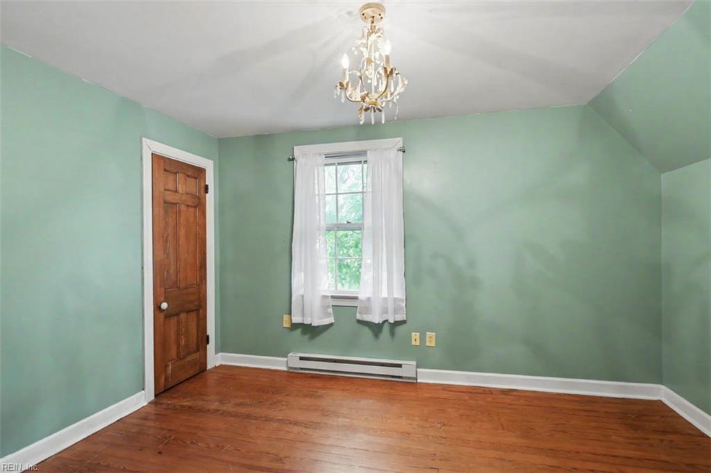 58 Hopkins Street Newport News VA 23601