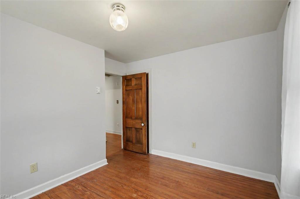 58 Hopkins Street Newport News VA 23601