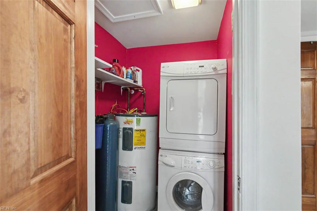 58 Hopkins Street Newport News VA 23601