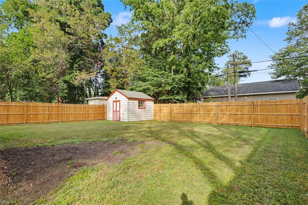 58 Hopkins Street Newport News VA 23601