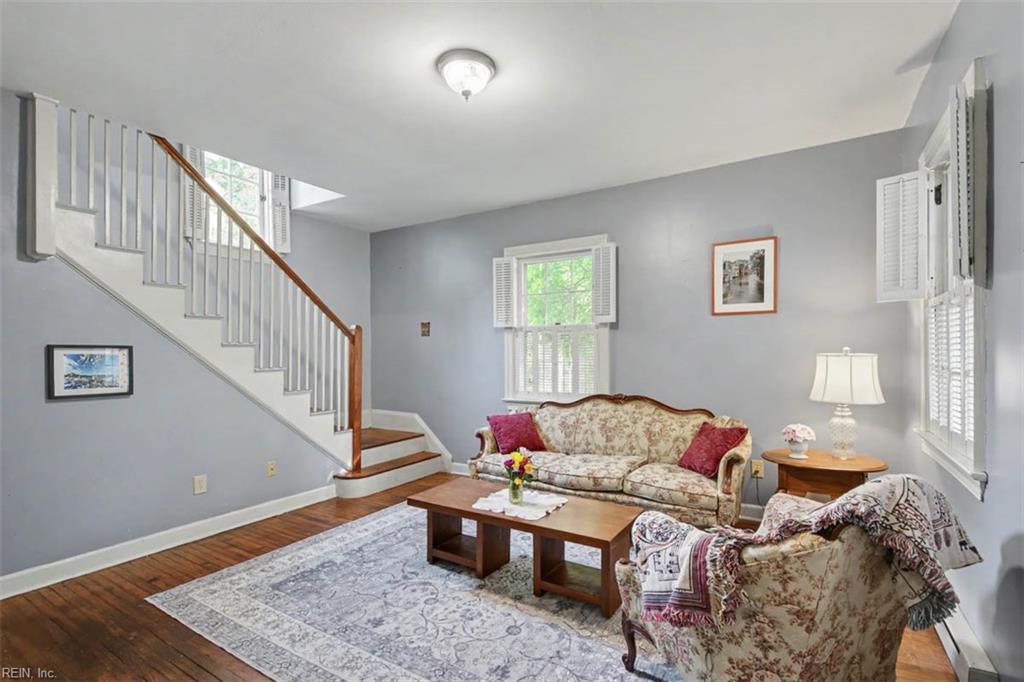 58 Hopkins Street Newport News VA 23601
