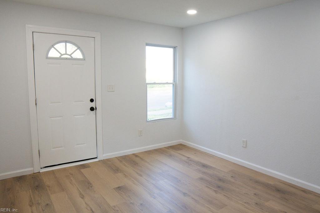 35 Sycamore Avenue Newport News VA 23607