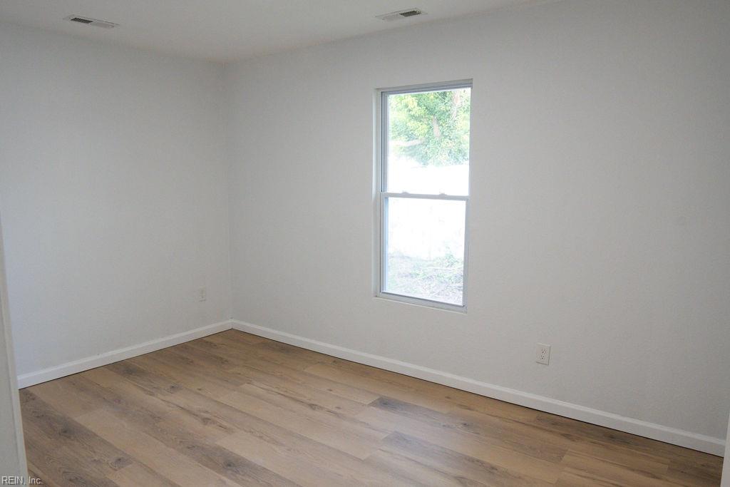 35 Sycamore Avenue Newport News VA 23607