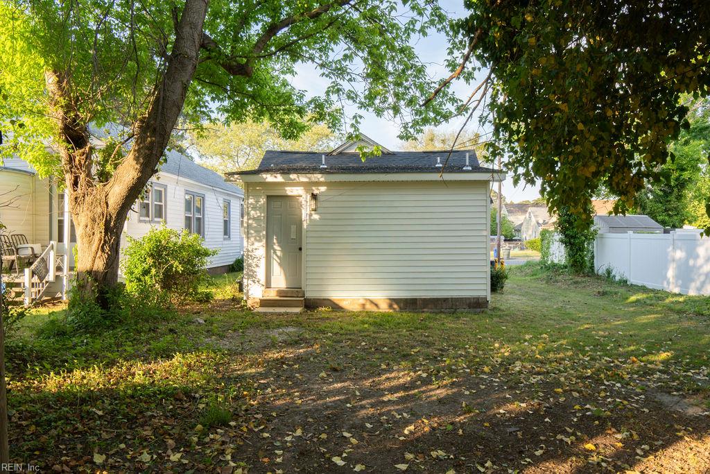 35 Sycamore Avenue Newport News VA 23607