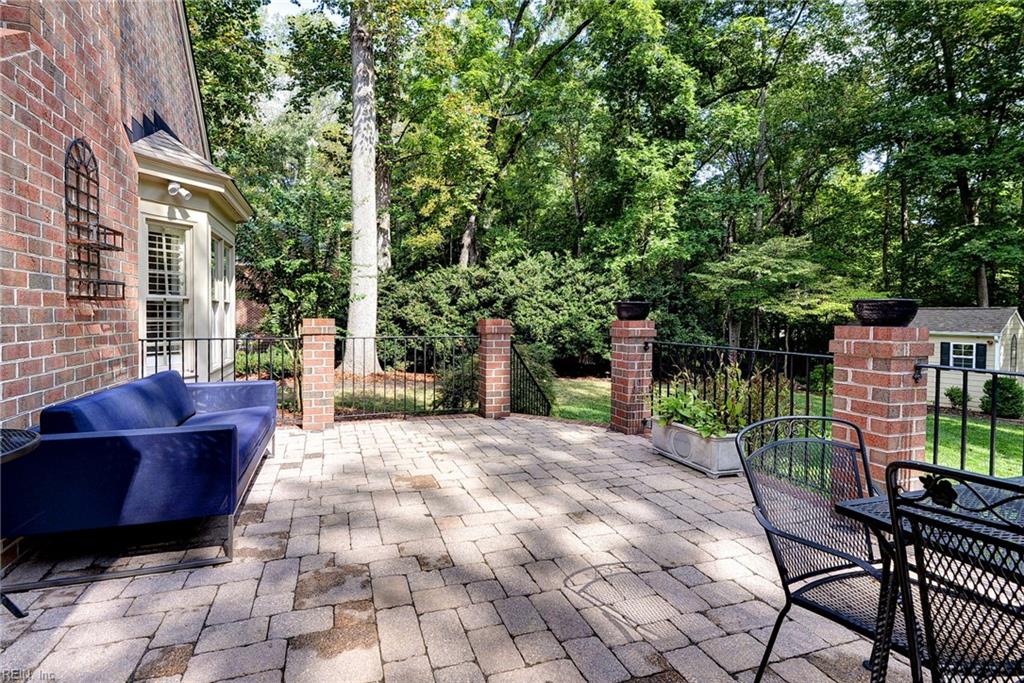 320 Yorkshire Dr Drive Williamsburg VA 23185