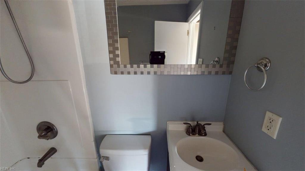 108 Parker Avenue Newport News VA 23606