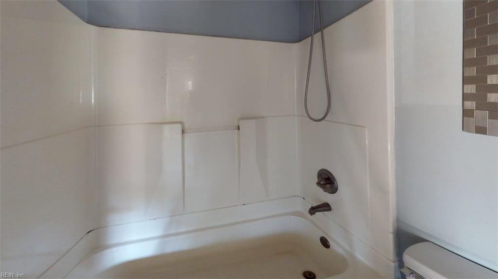 108 Parker Avenue Newport News VA 23606