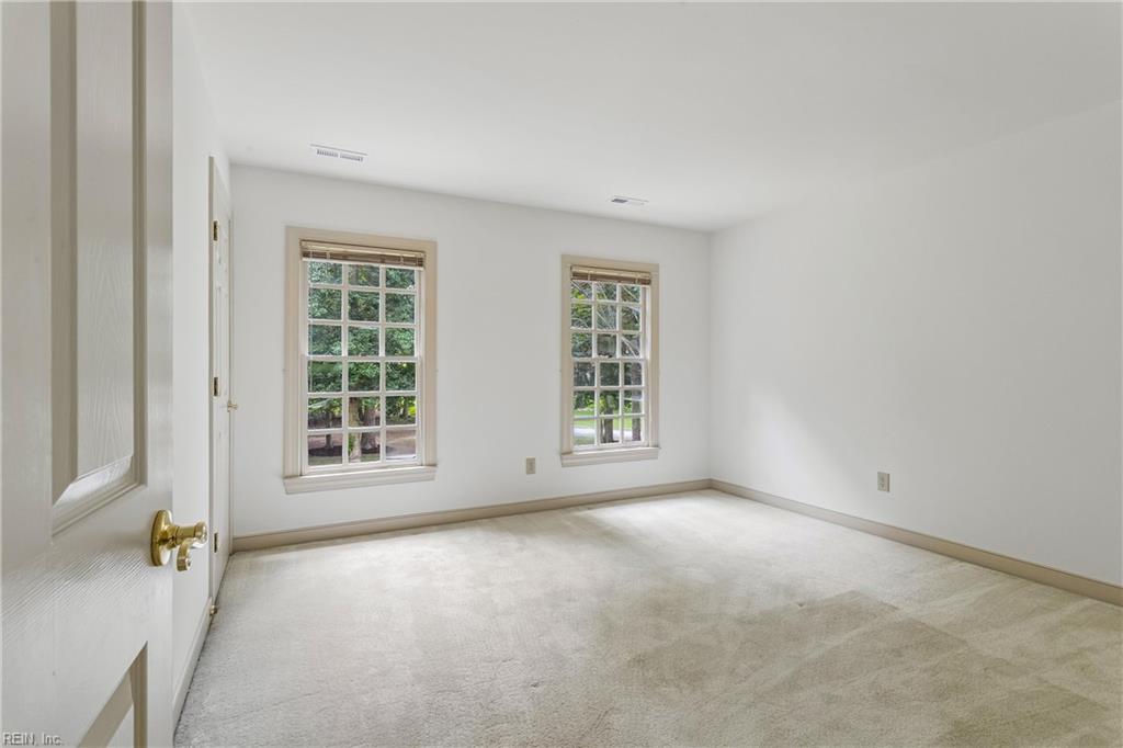 135 Kingspoint Drive Williamsburg VA 23185