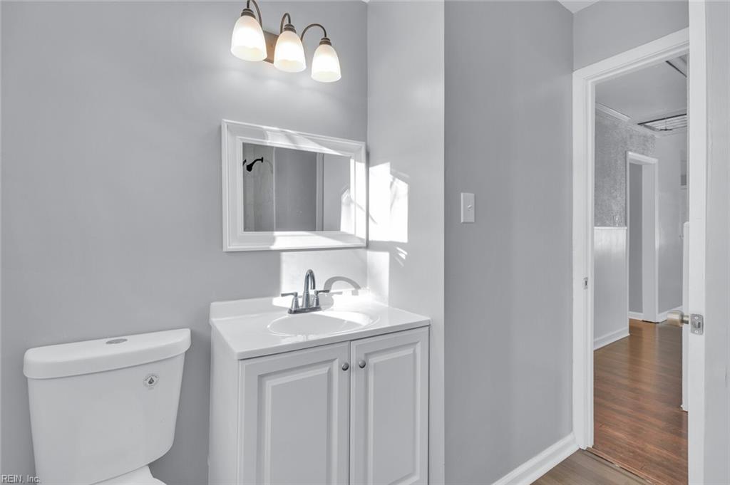 1004 E Russell Court Newport News VA 23605