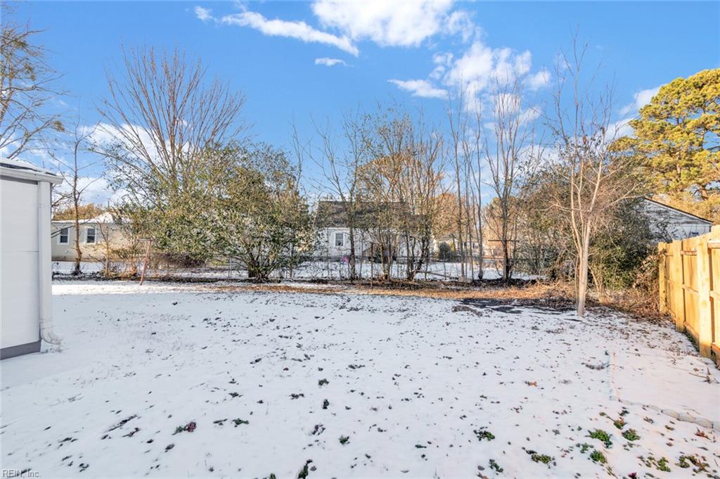 1004 E Russell Court Newport News VA 23605