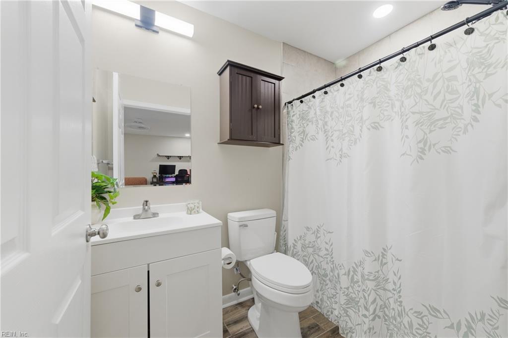26 Woodhaven Road Newport News VA 23608
