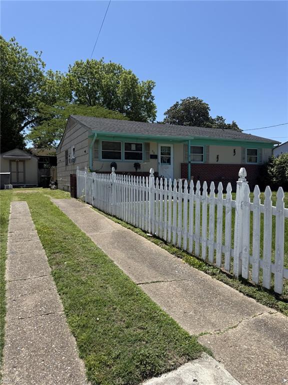 22 Kemper Avenue Newport News VA 23601