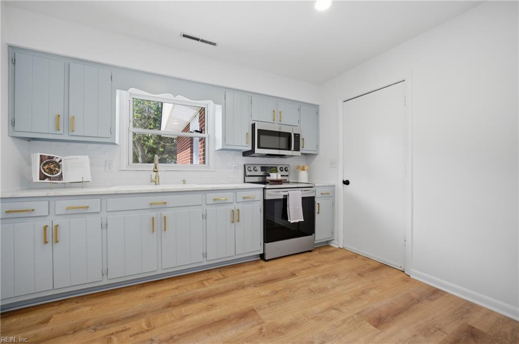 69 Stanley Drive Newport News VA 23608