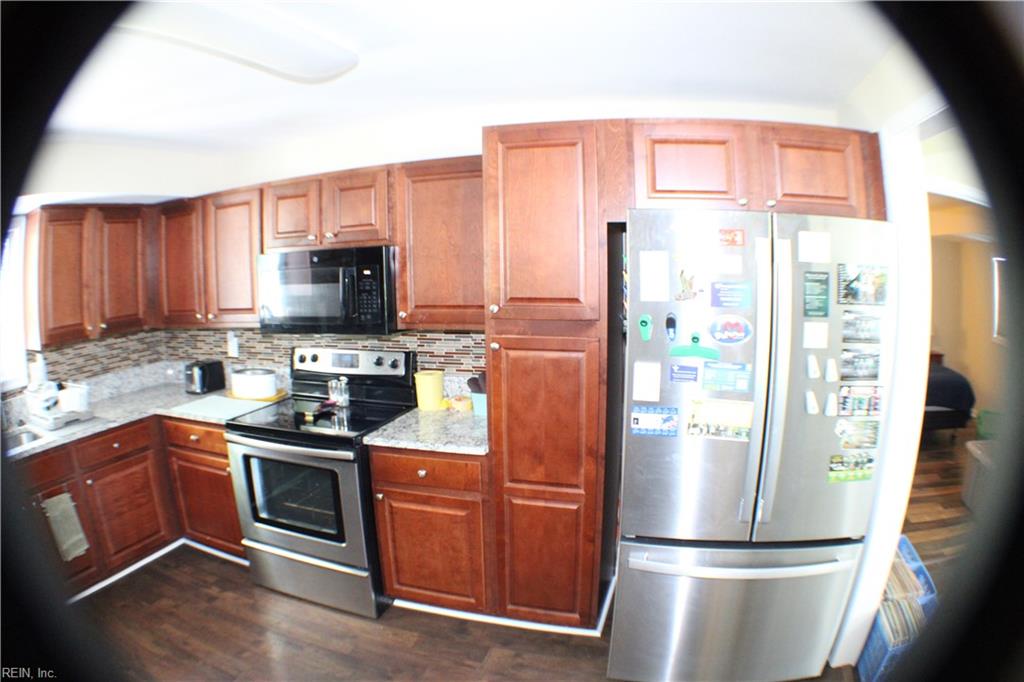 6 Snidow Boulevard Newport News VA 23608