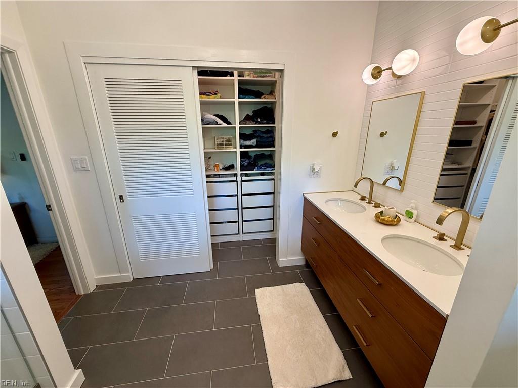 5 Downing Place Newport News VA 23606