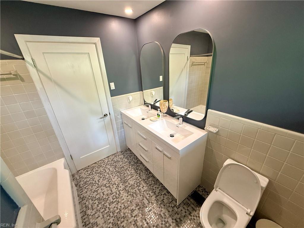 5 Downing Place Newport News VA 23606