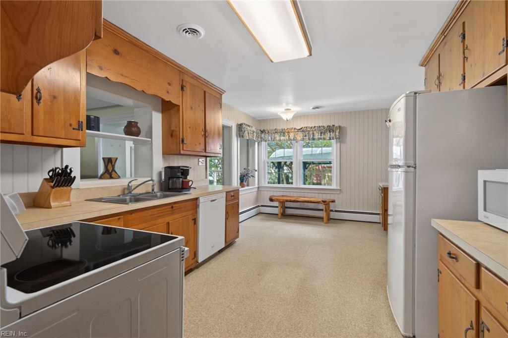 317 Central Parkway Newport News VA 23606
