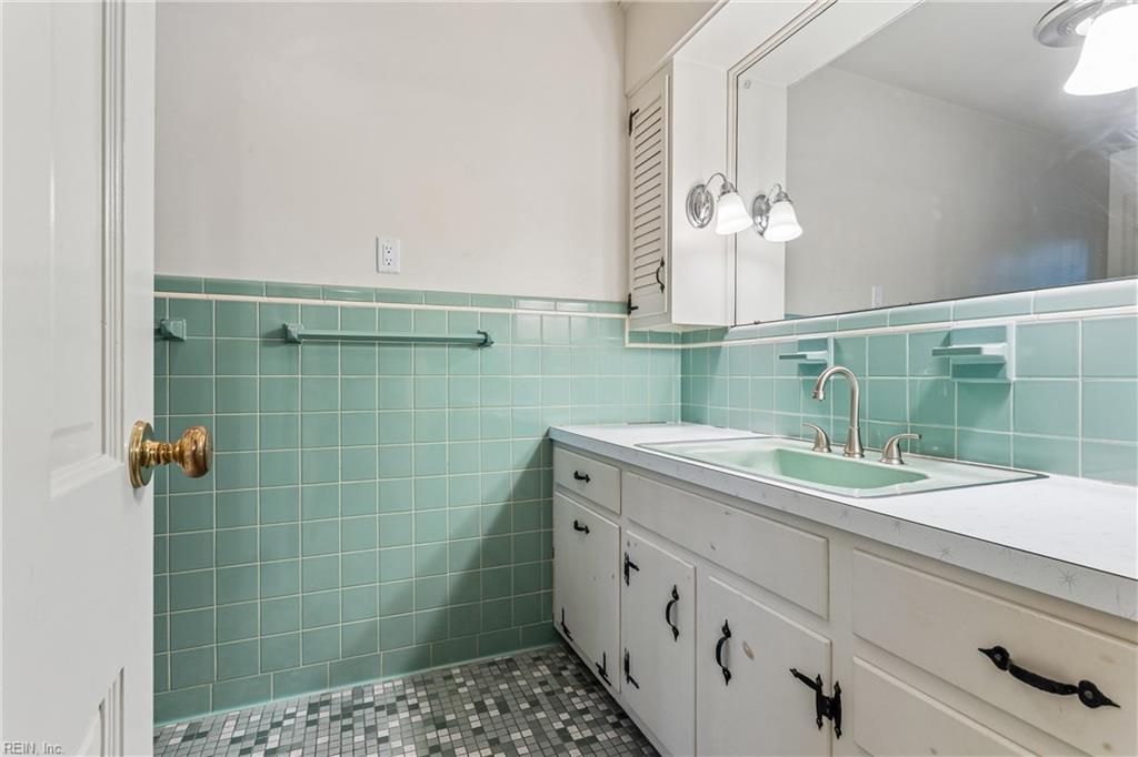 9 Scott Road Newport News VA 23606