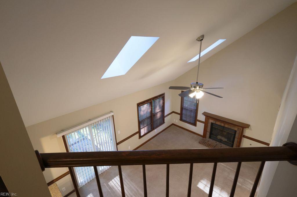 302 Peachtree Lane Yorktown VA 23693