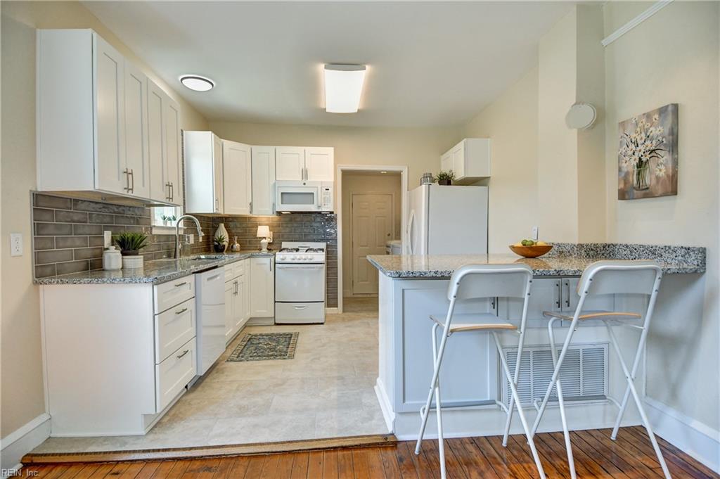 2103 Roanoke Avenue Newport News VA 23607