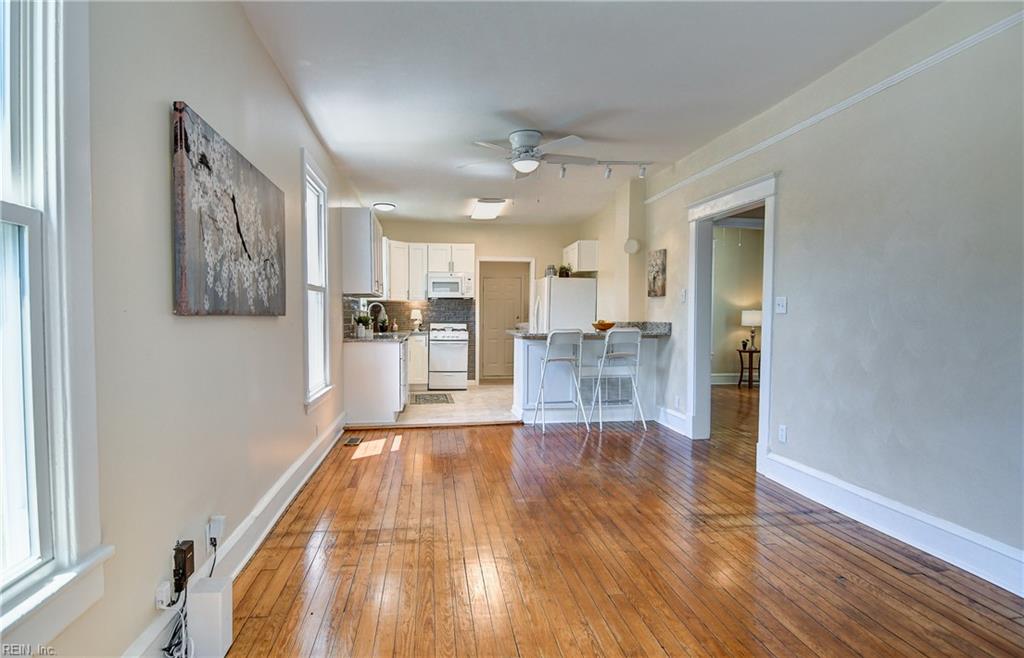 2103 Roanoke Avenue Newport News VA 23607