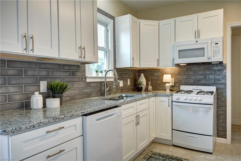 2103 Roanoke Avenue Newport News VA 23607