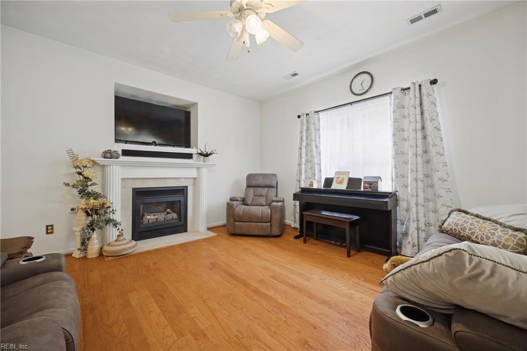 831 Holbrook Drive Newport News VA 23602
