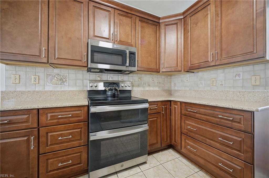 831 Holbrook Drive Newport News VA 23602