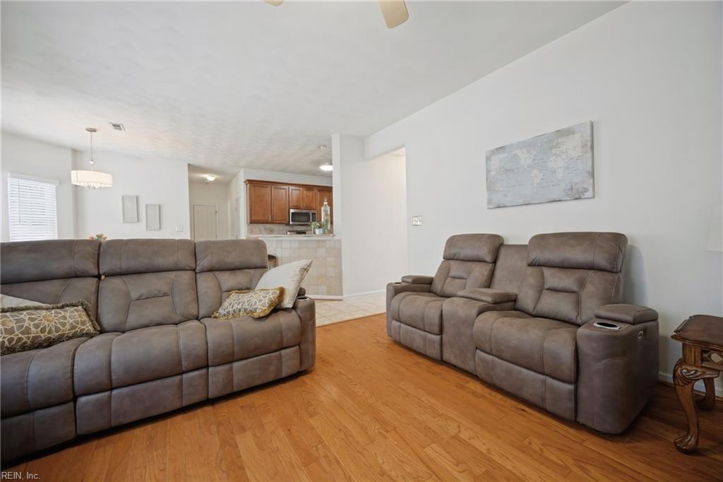 831 Holbrook Drive Newport News VA 23602