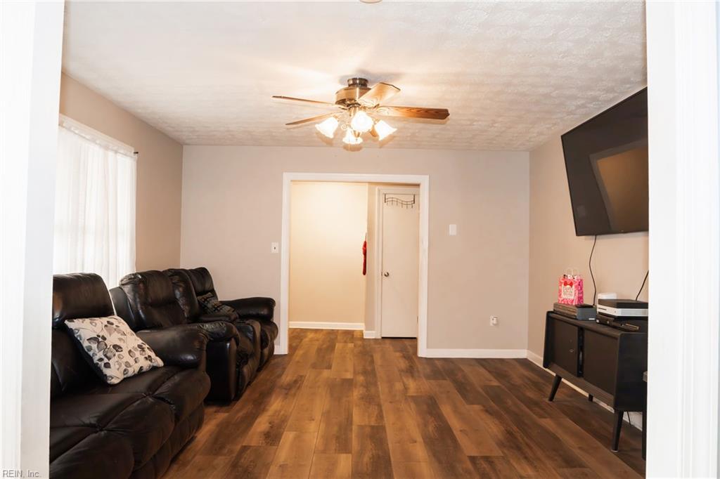 5257 Chestnut Fork Road Gloucester VA 23061