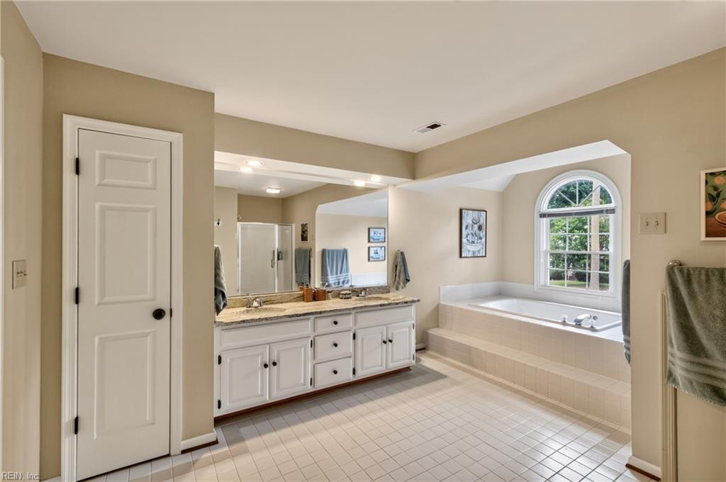 407 Willards Way Yorktown VA 23693