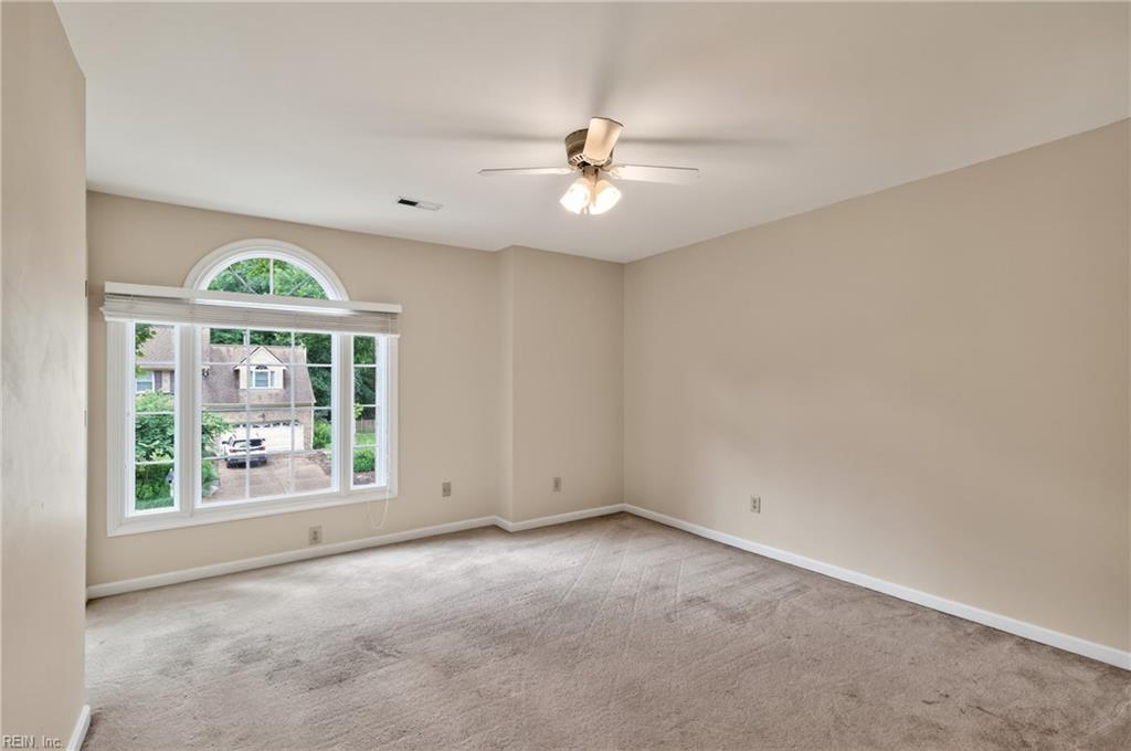 407 Willards Way Yorktown VA 23693