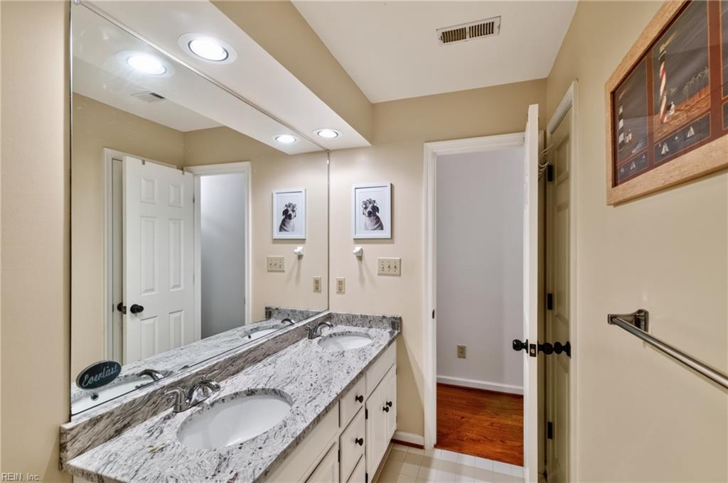 407 Willards Way Yorktown VA 23693