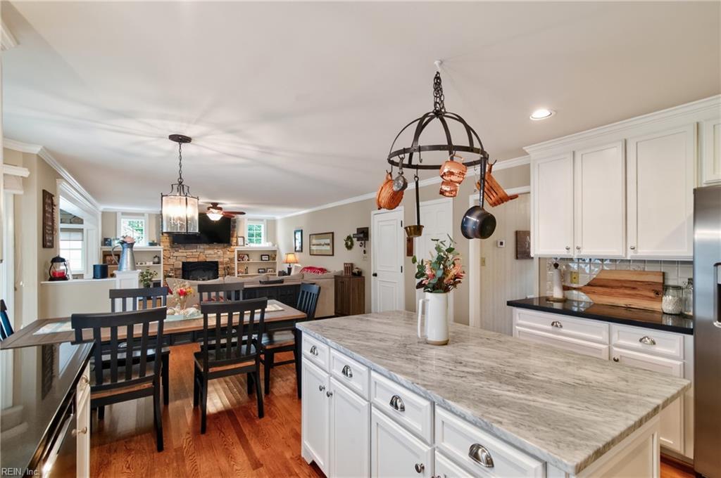 407 Willards Way Yorktown VA 23693