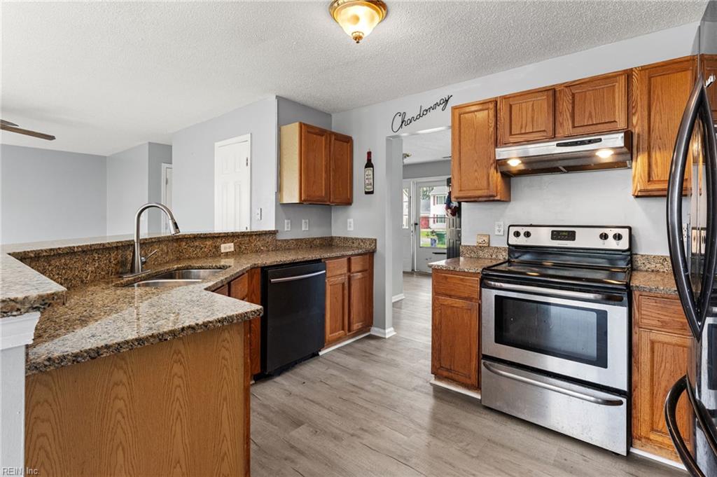 854 Wilderness Way Newport News VA 23608