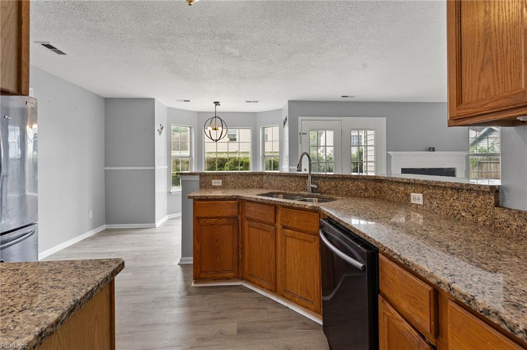 854 Wilderness Way Newport News VA 23608