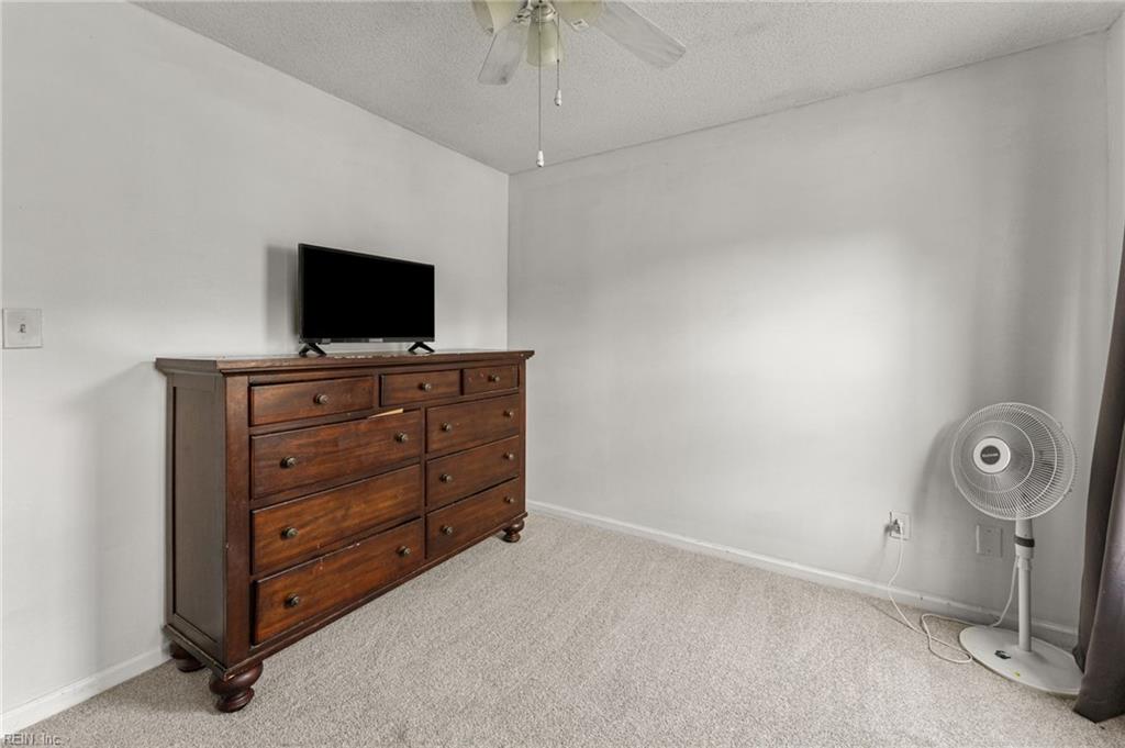 854 Wilderness Way Newport News VA 23608