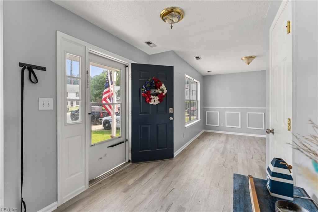 854 Wilderness Way Newport News VA 23608