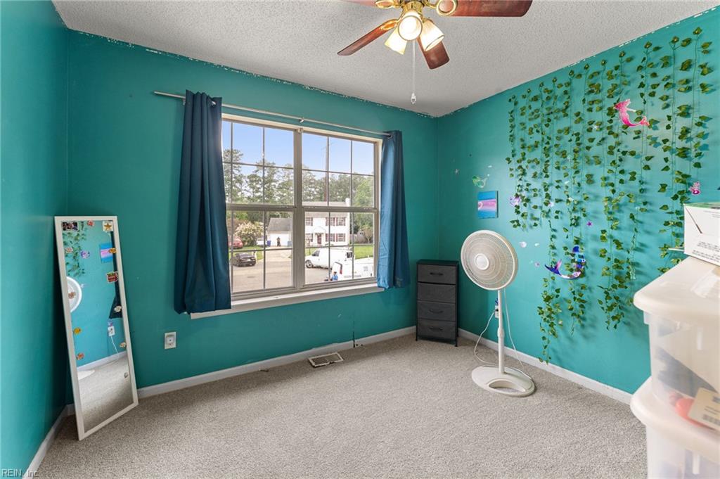854 Wilderness Way Newport News VA 23608