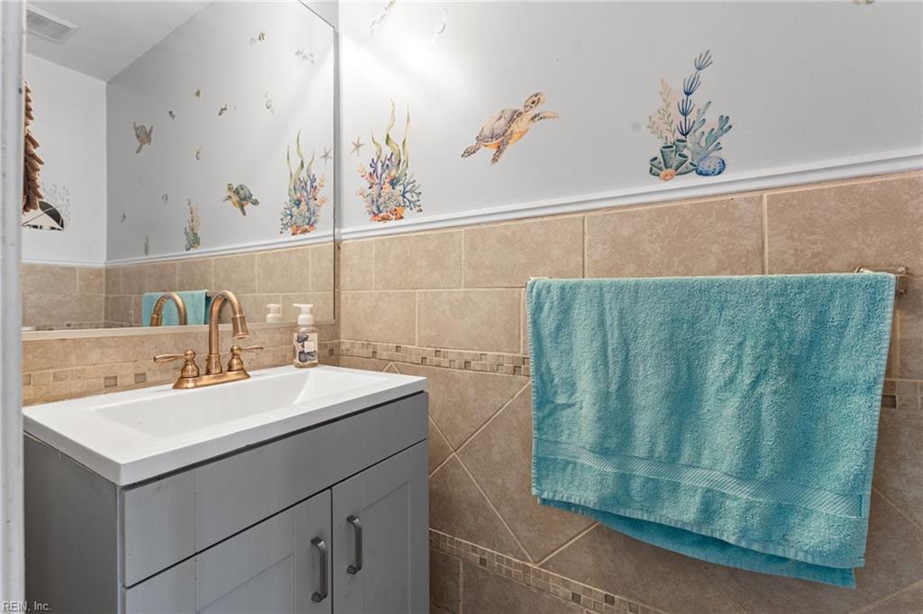 854 Wilderness Way Newport News VA 23608