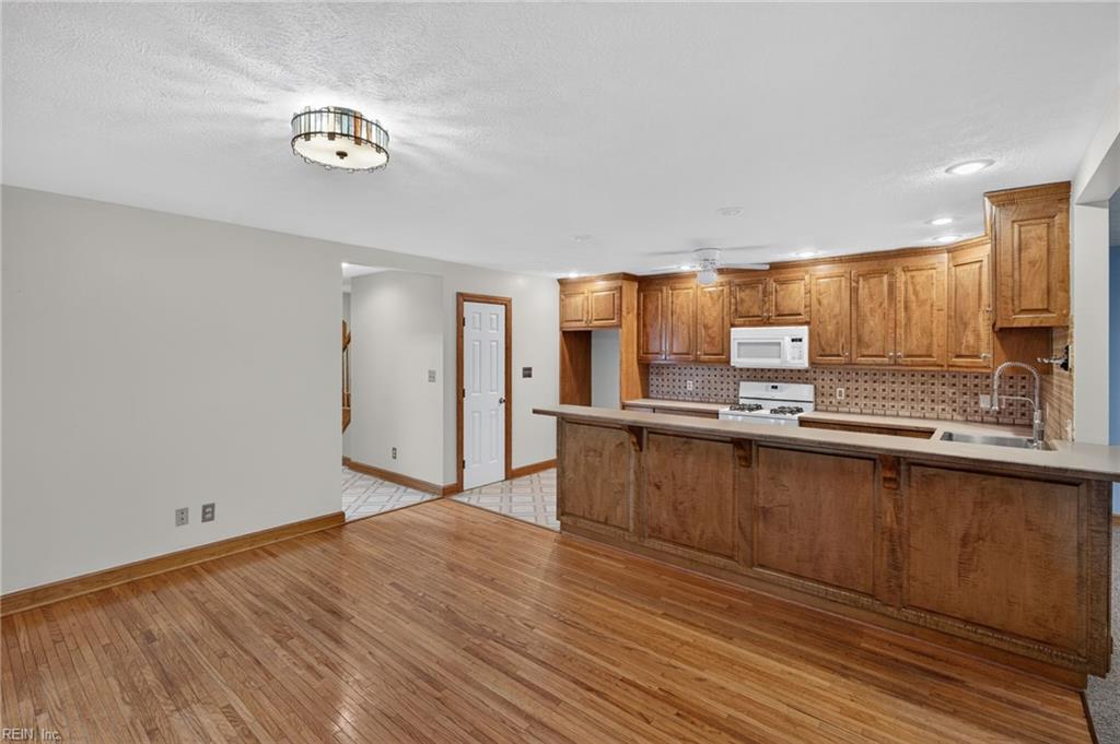 8139 Manor Drive Gloucester VA 23061
