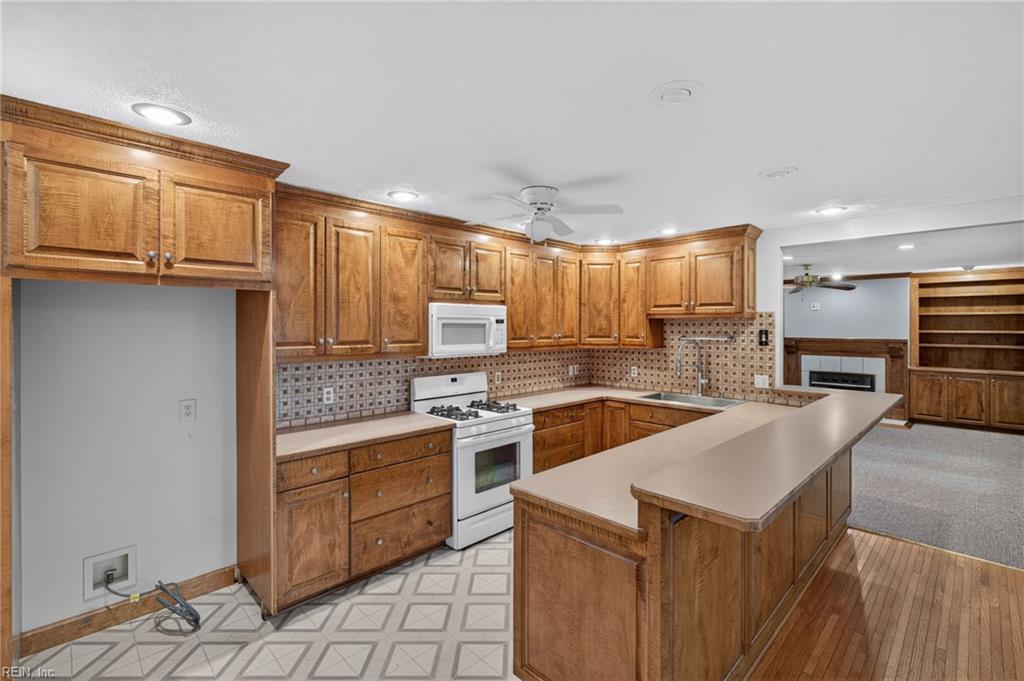 8139 Manor Drive Gloucester VA 23061