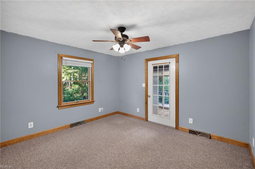 8139 Manor Drive Gloucester VA 23061