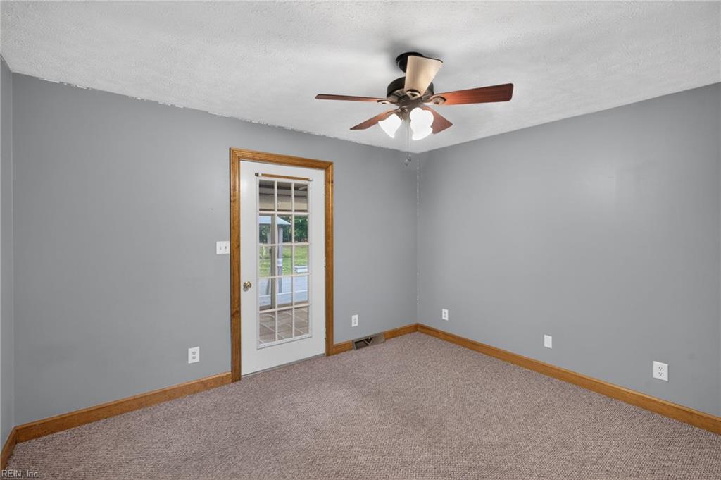8139 Manor Drive Gloucester VA 23061