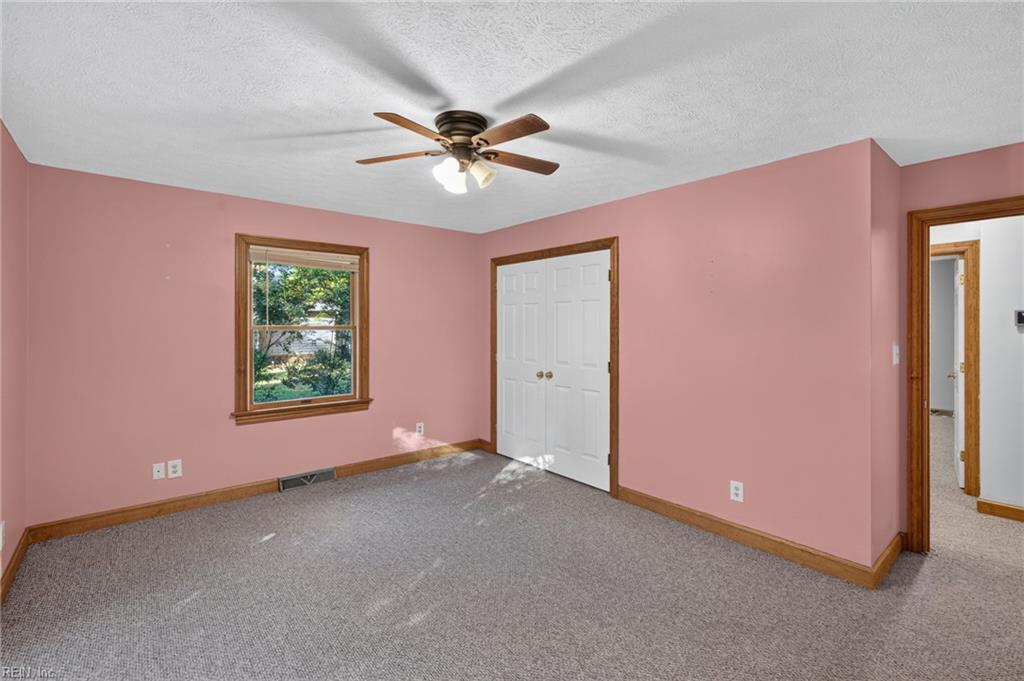 8139 Manor Drive Gloucester VA 23061
