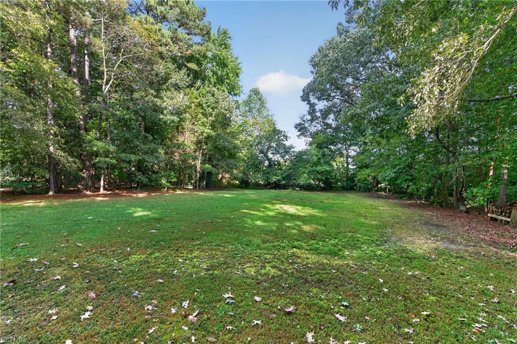 8139 Manor Drive Gloucester VA 23061