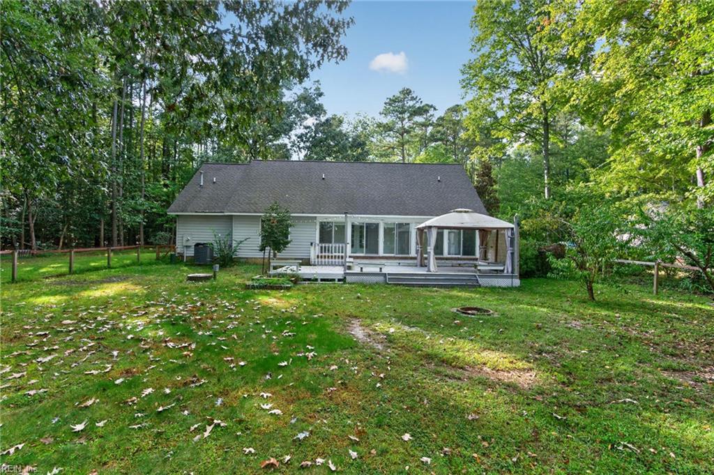 8139 Manor Drive Gloucester VA 23061